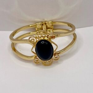 Vintage Gold Tone Hinge Bangle Black Onyx Style Cabochon Bracelet